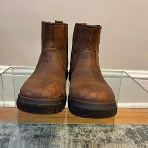 Women's CAT steel toe boots size 8.5 wide